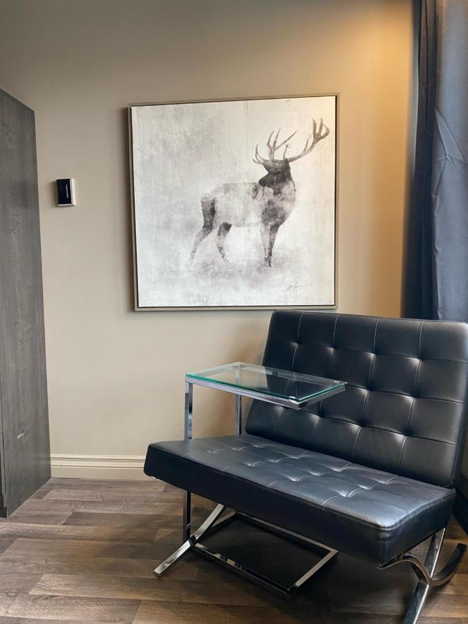 Travelodge By Wyndham Drummondville Esterno foto